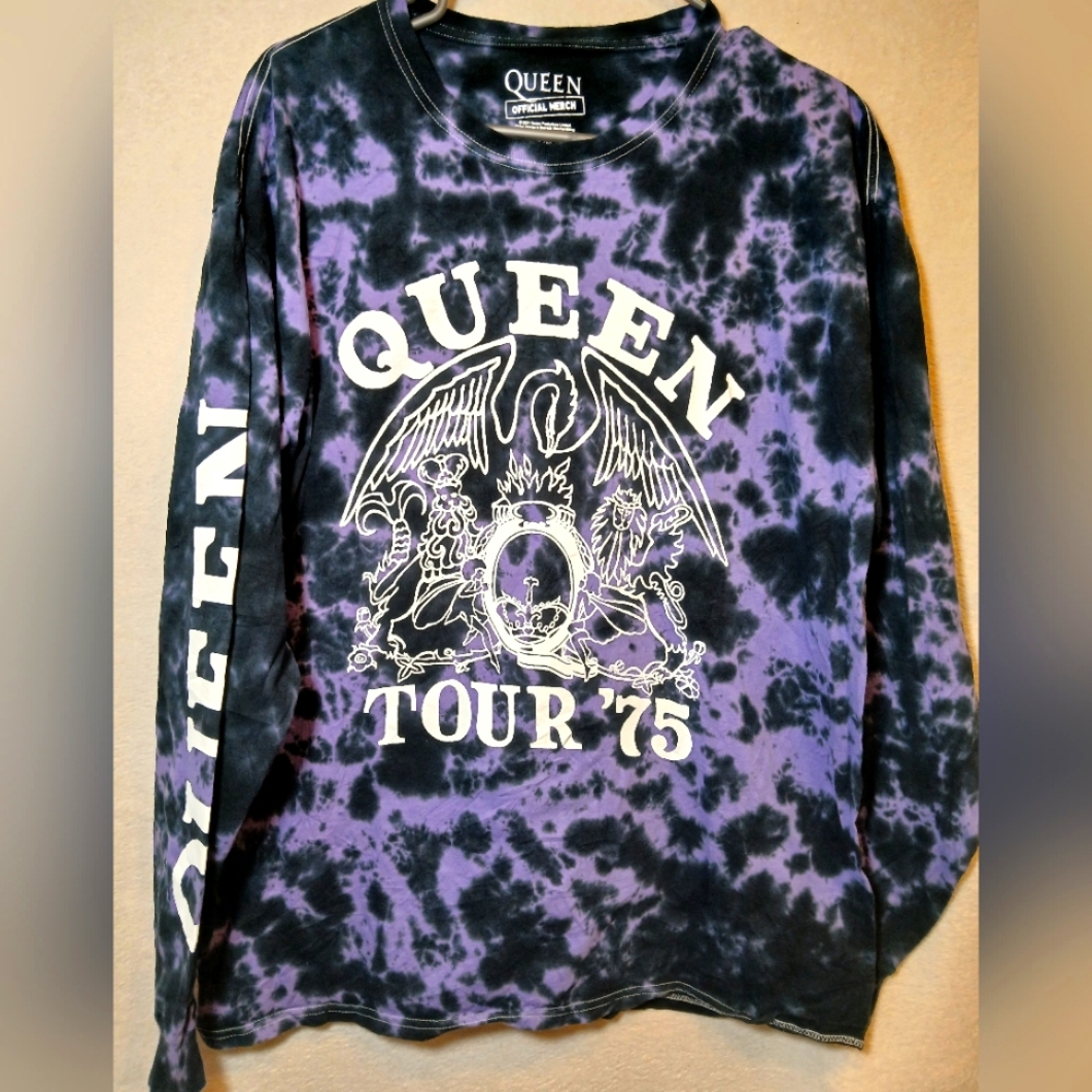 QUEEN OFFICIAL MERCH 1975 TOUR LONG SLEEVE PULLOVER T-SHIRT SIZE LARGE